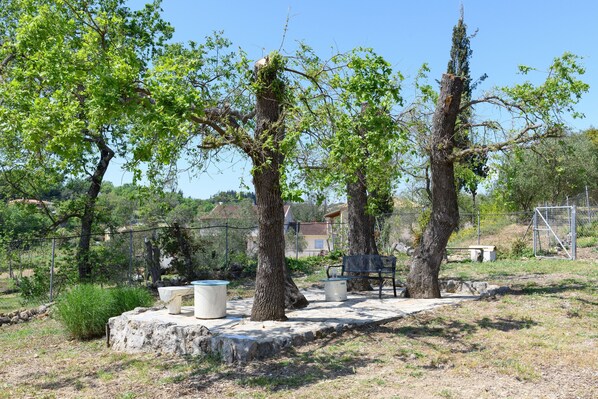 Villa, 2 Bedrooms, Balcony, City View | Property grounds