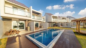 Pool - Jeju Badayeon Villa (Seogwipo)