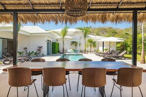 Maison, plusieurs chambres, accessible aux personnes à mobilité réduite, terrasse | Terrasse/Patio