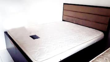 Economy Double Room | Free WiFi, bed sheets