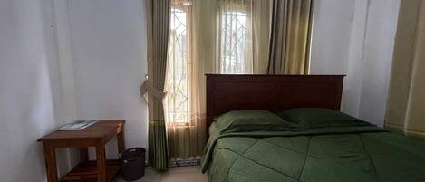 Standard Double Room | Hypo-allergenic bedding, free WiFi, bed sheets