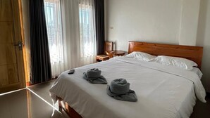 ห้องดีลักซ์ | เครื่องนอนป้องกันสารก่อภูมิแพ้, Wi-Fi ฟรี, ผ้าปูที่นอน