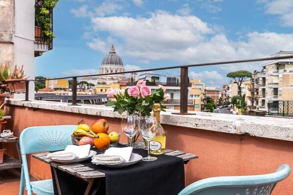 Appartement, 2 chambres, balcon, vue ville | Balcon