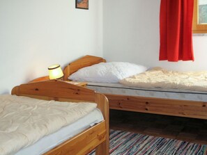 2 chambres, lit parapluie, Wi-Fi gratuit, draps fournis