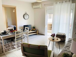 Loft, 1 Schlafzimmer, Balkon, Stadtblick | Speisen