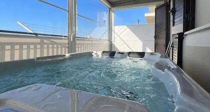 Vistamare cozy with beautiful sea view, with saltwater pool