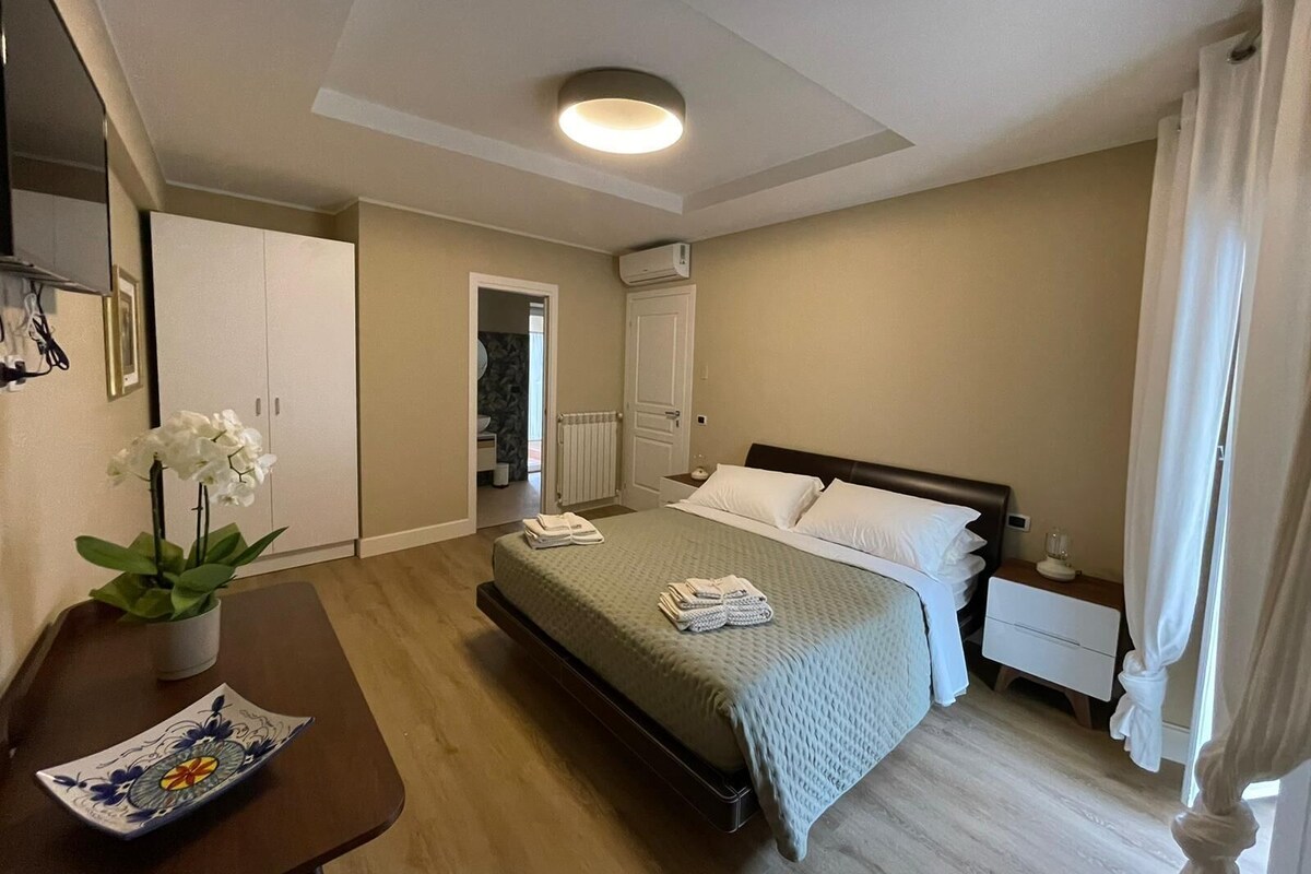 Habitación Confort doble | Escritorio, espacio para trabajar con un portátil, wifi gratis