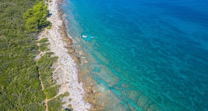 Caravan Near the sea 6