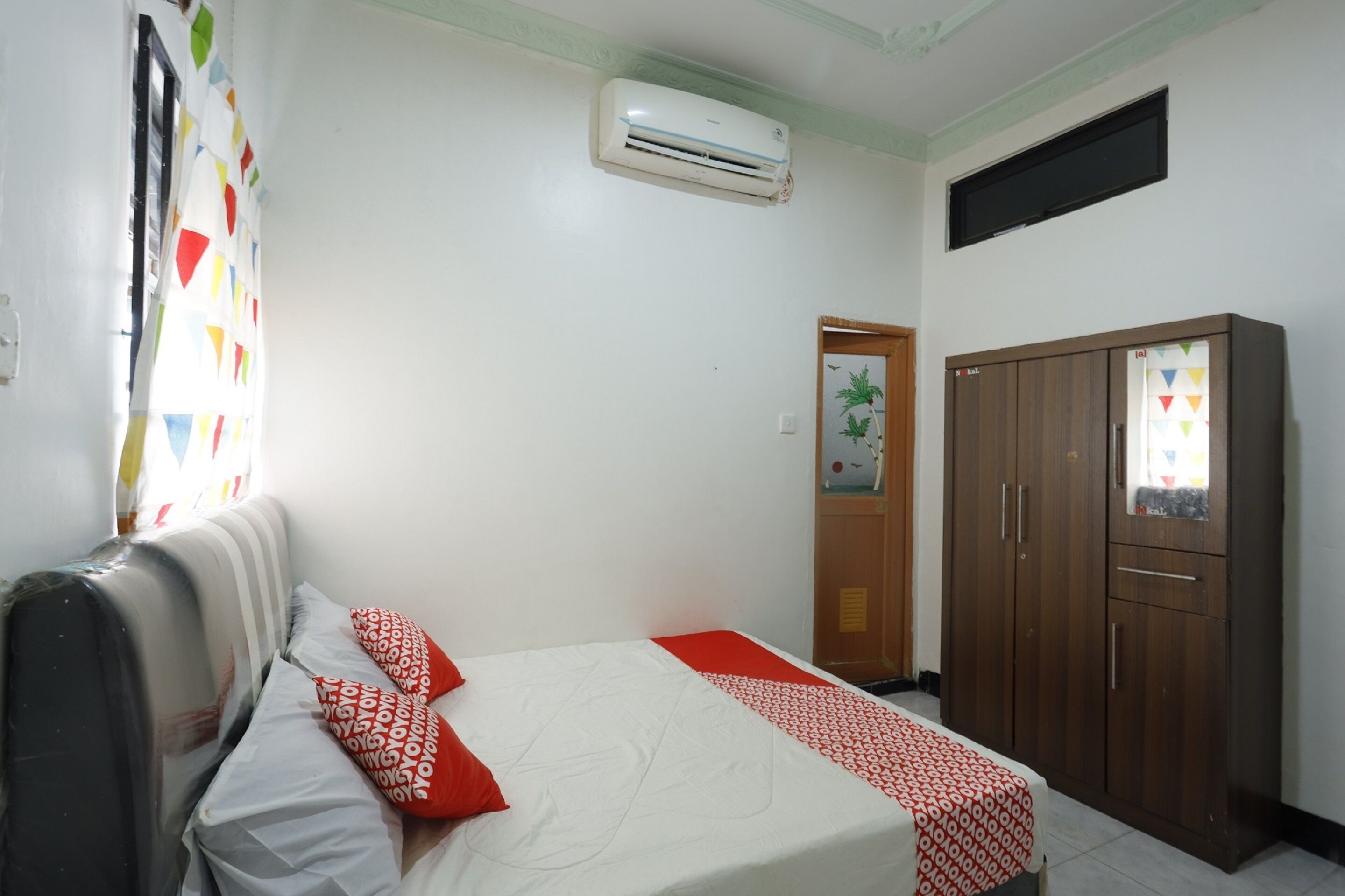 standard double room | desk, laptop workspace, free wifi, bed sheets