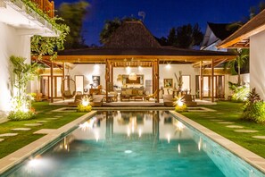 Outdoor pool, sun loungers