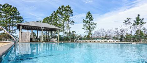 House, 3 Bedrooms, Smoking, Balcony | Pool | Outdoor pool