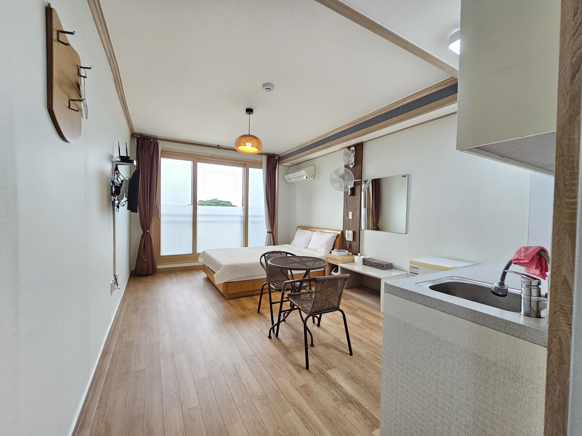 Wi-Fi gratuit, draps fournis