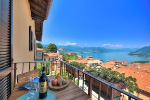 Appartamento familiare, 1 camera da letto, lato montagna (Charming Magognino Stresa Hills Lake) | Balcone