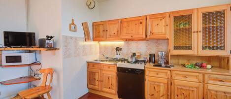 Appartement Familial, plusieurs chambres, cÎté montagne (Charming Magognino Stresa Hills Lake) | Cuisine privée