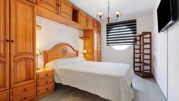 3 Schlafzimmer, Bügeleisen/Bügelbrett, kostenloses WLAN, Bettwäsche