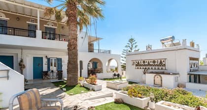 Holiday Home 'Porto Galini Tinos Triantaros 104' with Private Terrace, Wi-Fi and Air Conditioning