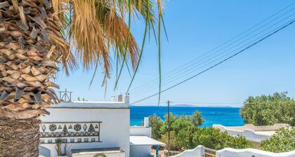 Holiday Home 'Porto Galini Tinos Triantaros 104' with Private Terrace, Wi-Fi and Air Conditioning