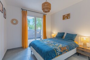 2 sovrum, strykjärn/strykbräda, gratis wi-fi och sängkläder