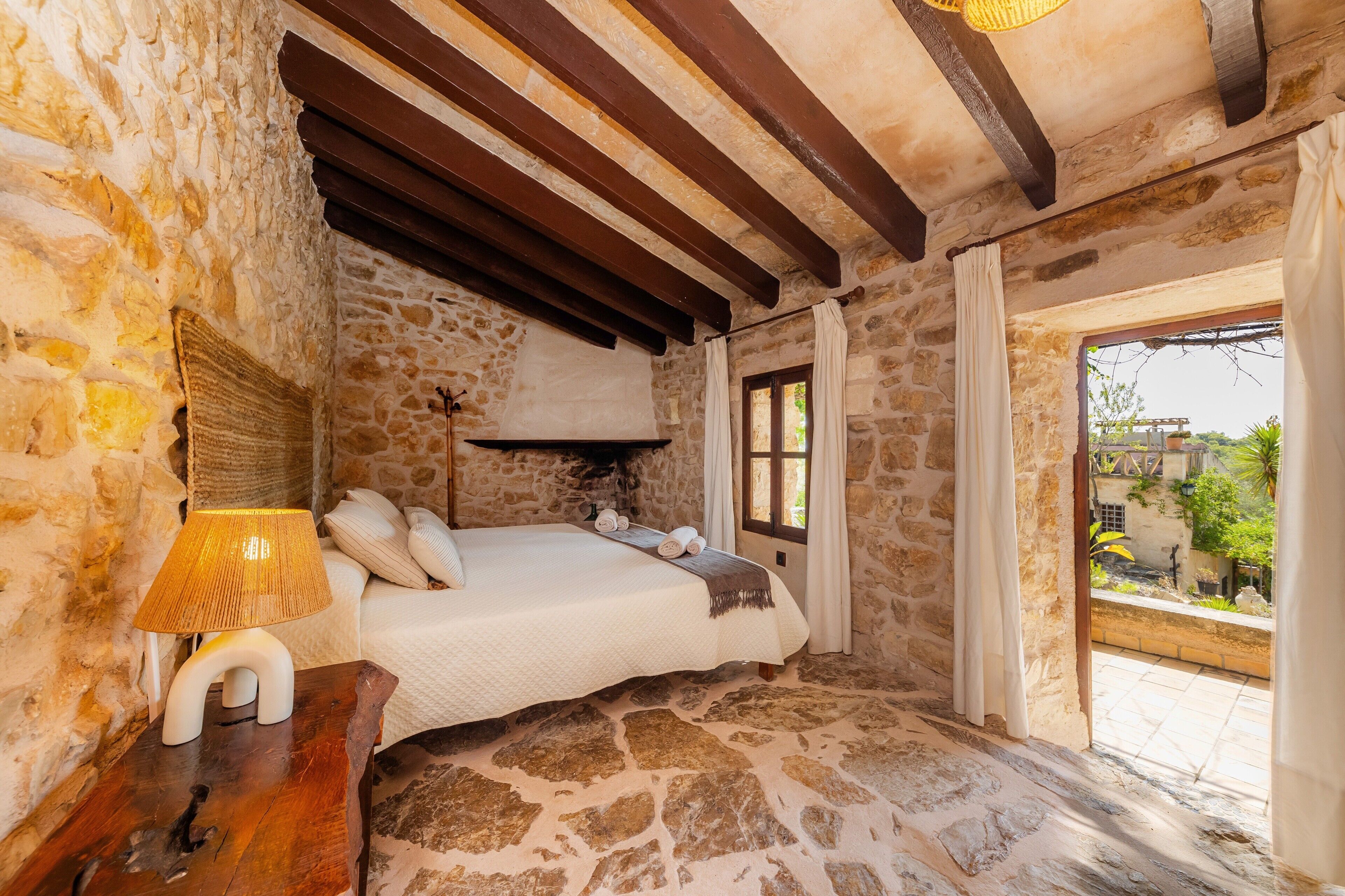 2 slaapkamers, een strijkplank/strijkijzer, gratis wifi, beddengoed