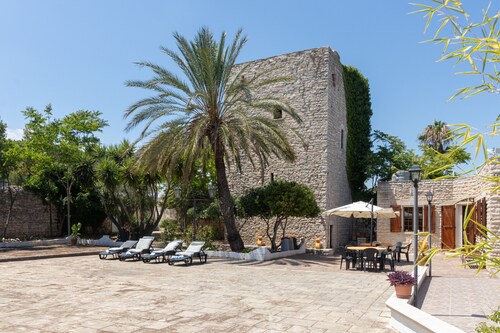 Villa 'Torre Cappavecchia' with private pool, private terrace and air conditioning