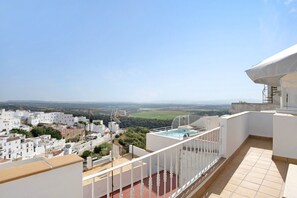 Property grounds - Holiday Apartment '"La Fuente" with Mountain View, Private Terrace & A/C (Vejer)
