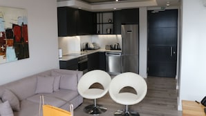 Appartement, 1 slaapkamer, uitzicht op de stad | Woonkamer