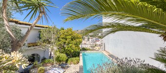 Villa 'Blu La Patronale' with Sea View, Shared Pool and Wi-Fi