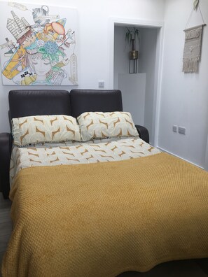 1 chambre, Wi-Fi gratuit, draps fournis