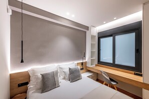 1 bedroom, in-room safe, blackout curtains, soundproofing