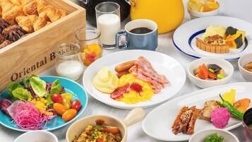 Daily buffet breakfast for a fee