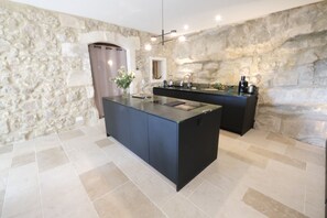 Interior - Vacation rental LES BAUX DE PROVENCE LS1-430 (Les Baux-de-Provence)