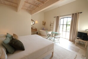 5 bedrooms, iron/ironing board, free WiFi, bed sheets - Vacation rental LES BAUX DE PROVENCE LS1-430 (Les Baux-de-Provence)