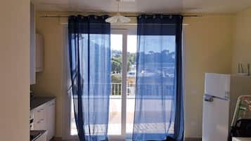 Apartemen, 1 kamar tidur, Boleh Merokok, balkon | Interior