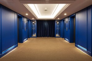 Interior entrance - GLOCALOCA (Seoul)