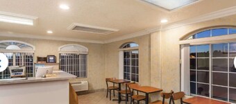Tri City Inn