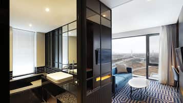 Premier Suite Room (Complimentary Pool Access for 2) | 1 bedroom, desk, free WiFi, bed sheets