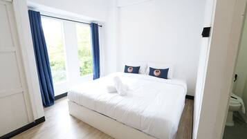 Standard Double Room | Iron/ironing board, free WiFi, bed sheets