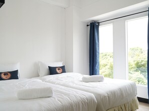Standard Twin Room - RoomQuest IT Square Don Mueang Airport (Bangkok)