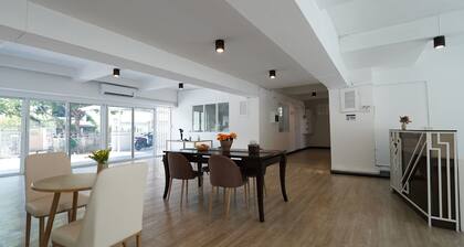 RoomQuest IT Square Don Mueang Airport