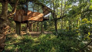 Luksus-småhus | 1 soverom, safe på rommet, individuelt innredet og skrivebord