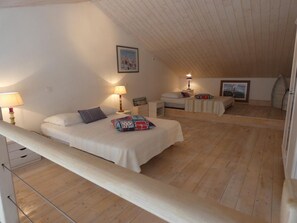 2 bedrooms
