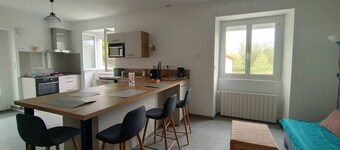 Charming 2-Bedroom Apartment in Larressore with Terrace, Fully Equipped Kitchen, and WiFi