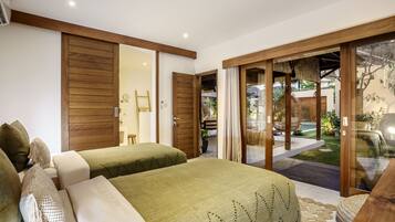 Deluxe Villa, Private Pool, Pool View | 5 bedrooms, premium bedding, in-room safe, desk