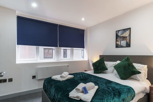 Central Preston Contemporary 1 Bedroom Apartment