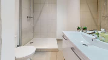 Dusch, hÄrtork och handdukar