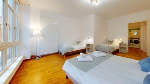 Botó d’imatge sense classificar, 2 de 37