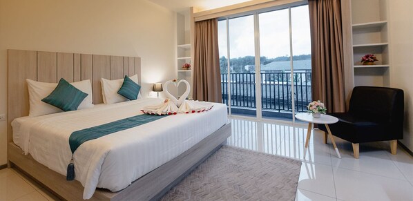 Premium bedding, down duvets, pillow-top beds, minibar