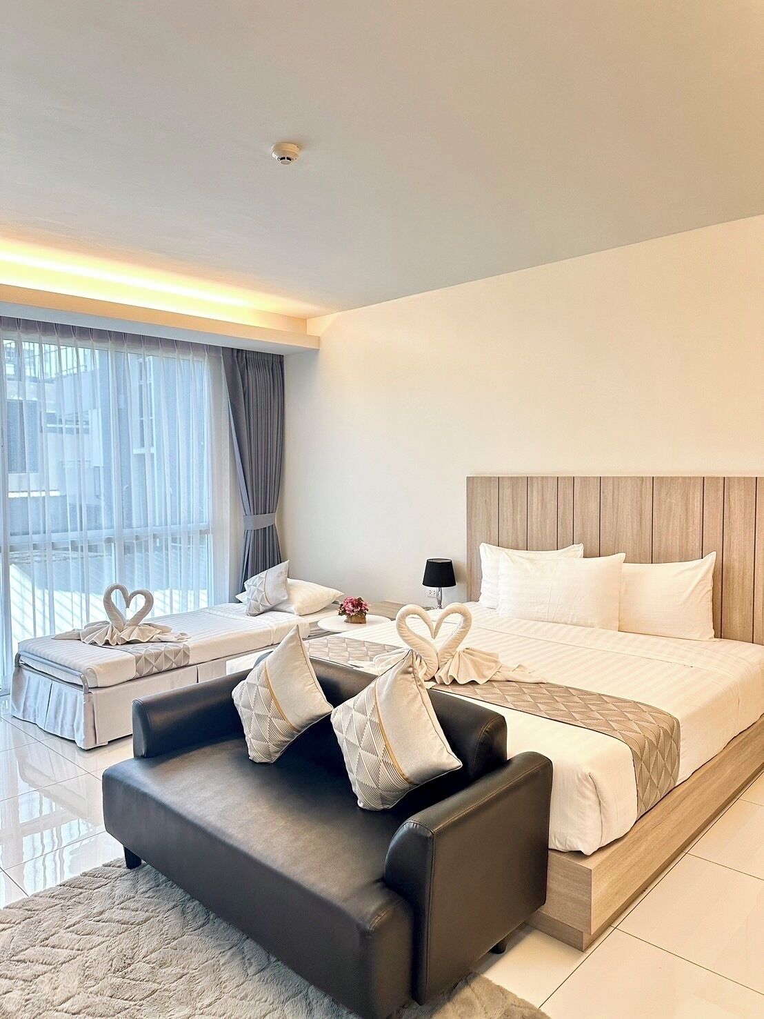 Premium bedding, down duvets, pillow-top beds, minibar