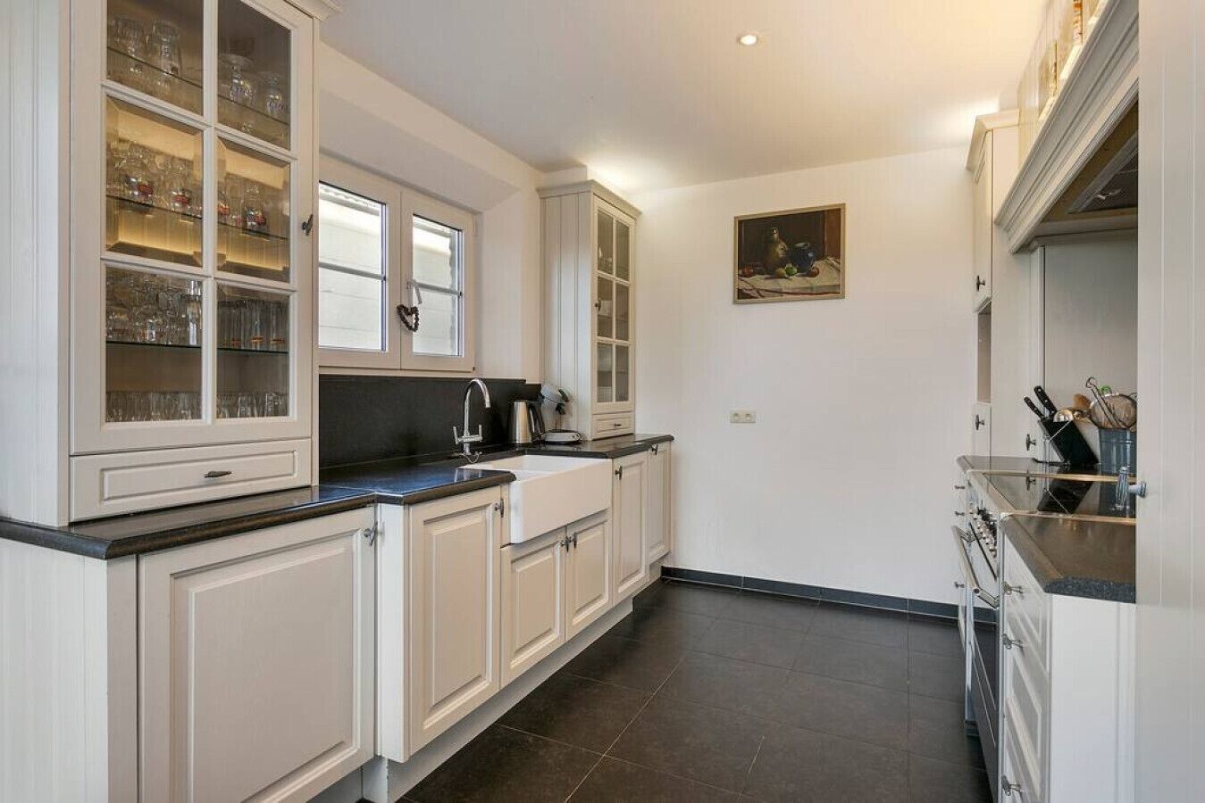 Réfrigérateur, micro-ondes, four, lave-vaisselle