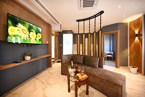 Ático | Ropa de cama de alta calidad, colchones viscoelásticos, minibar